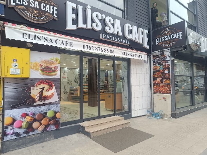 Elissa Pastane Cafe
