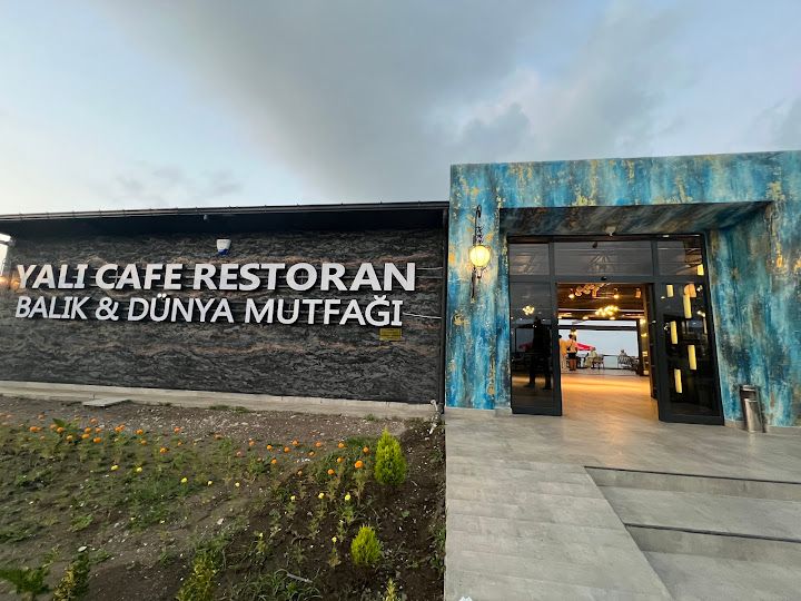 Terme Belediyesi Yalı Cafe Restoran Balık & Dünya Mutfağı