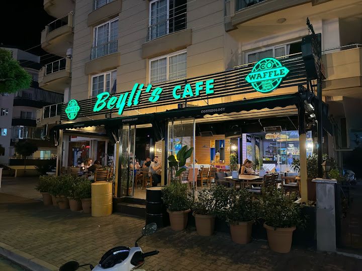 Beyli's Cafe