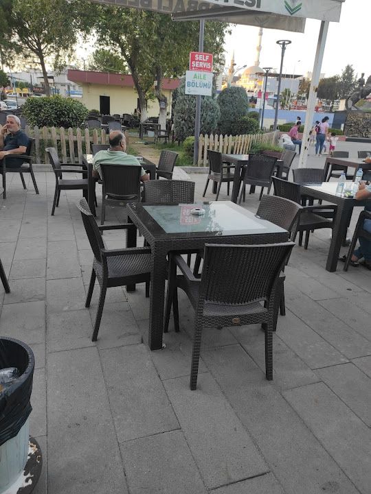 Ayrancılar meydan cafe