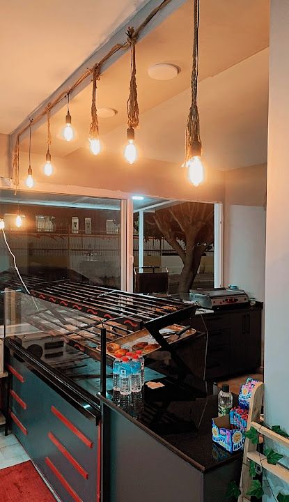 Eight cafe bakery