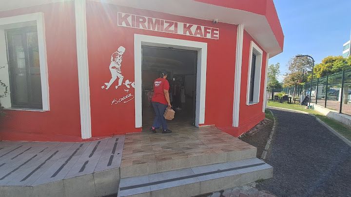 Kırmızı Cafe Torbalı
