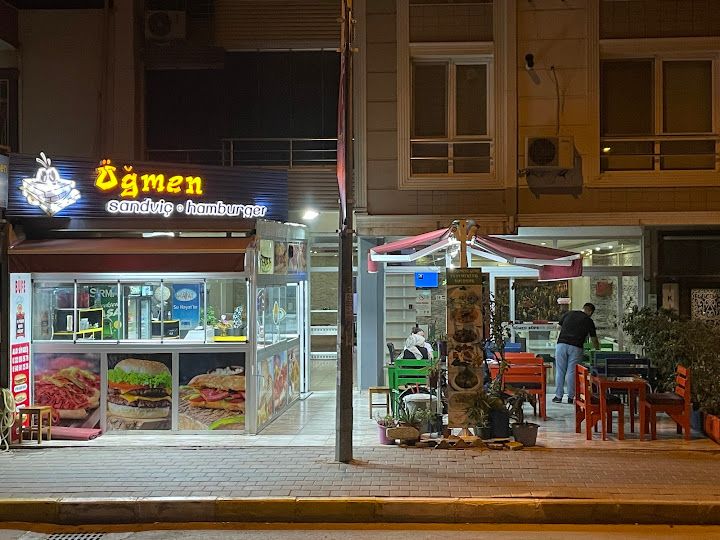 Öğmen Büfe Sandviç Ve Ev Yemekleri