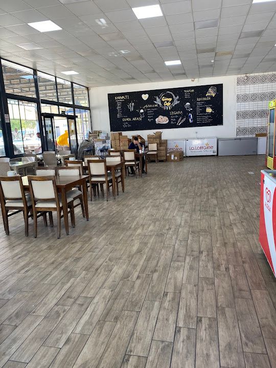 Roadrunner Caffee