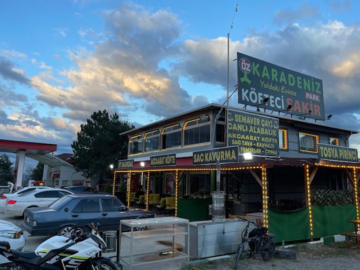 Öz Karadeniz Park Köfteci Şakir