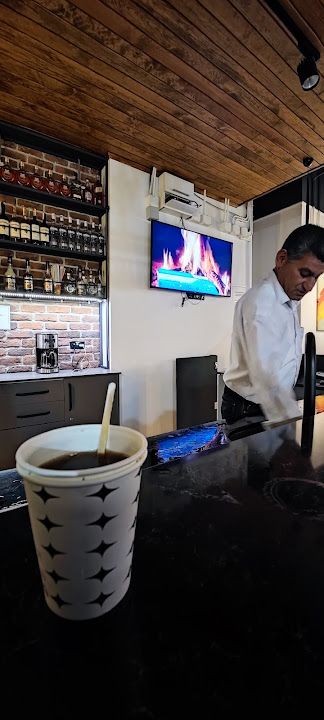 Öz Hakiki Erol Cafe & Bistro
