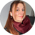 tugce bas