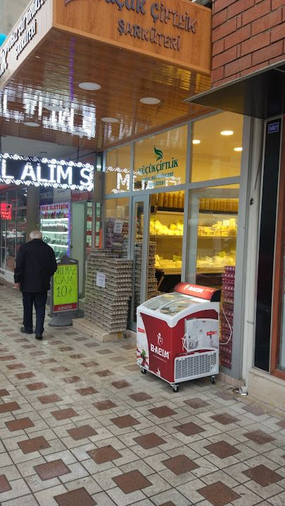Bulvar Lokantasi Çorba Sulu Yemek Izgara Köfte