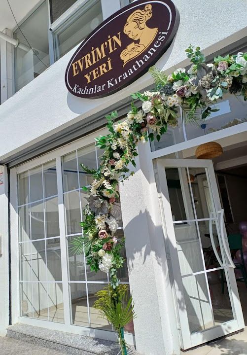 Evrim'in Yeri Kadınlar Kıraathanesi Ve Organizasyon Evi