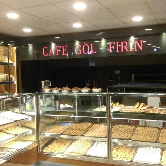 Göl Cafe