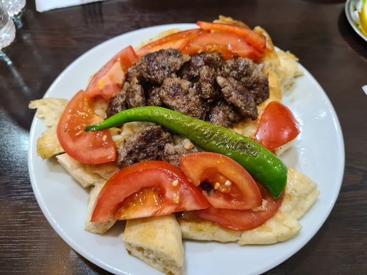 Köfteci Hikmet'in Yeri