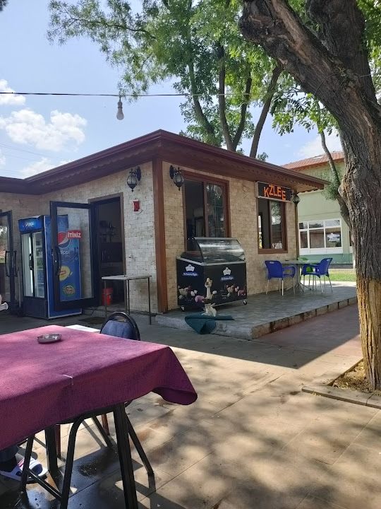 Yenişehir Aile Çay Bahçesi