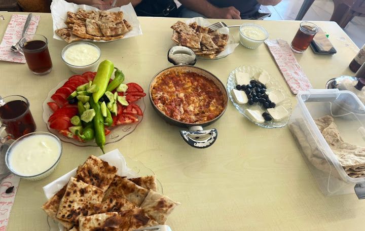 Elifoğlu Kahvaltı Salonu
