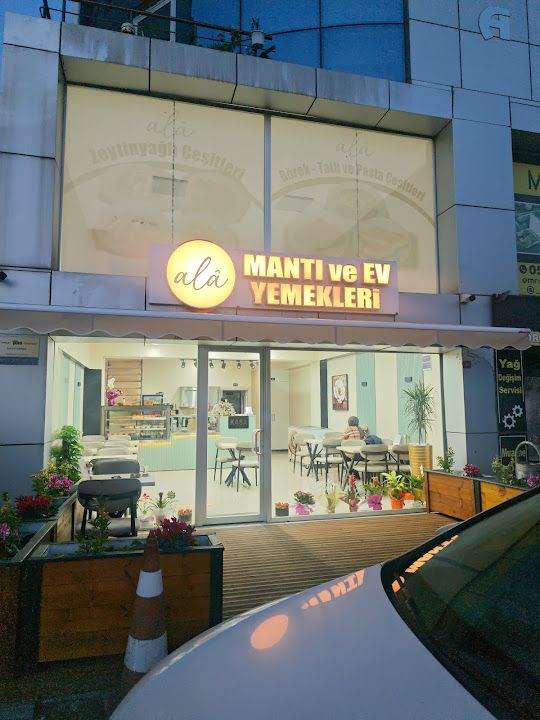 Alâ Mantı Ve Ev Yemekleri