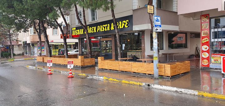 Bora Boşnak Börek Pasta & Cafe