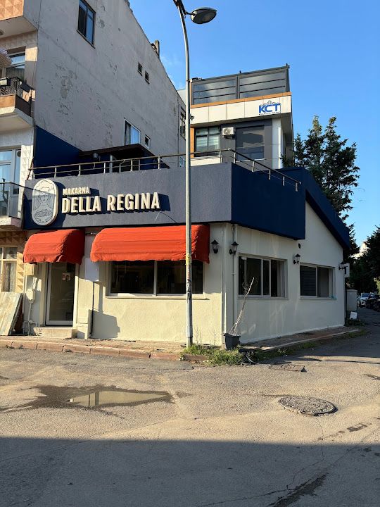 Della Regina Makarna