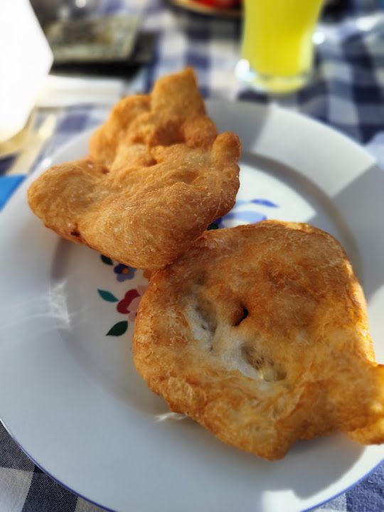 Pişi Omlet Kahvaltı Evi