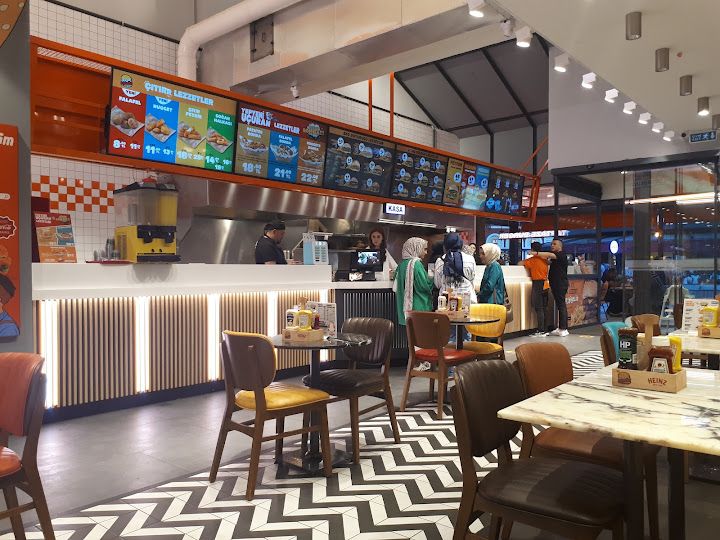 Saloon Burger Tuzla Marina