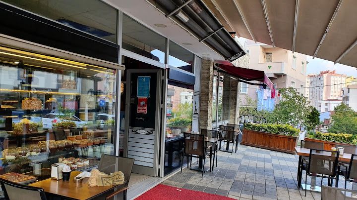 Sarmaşık Pasta Cafe