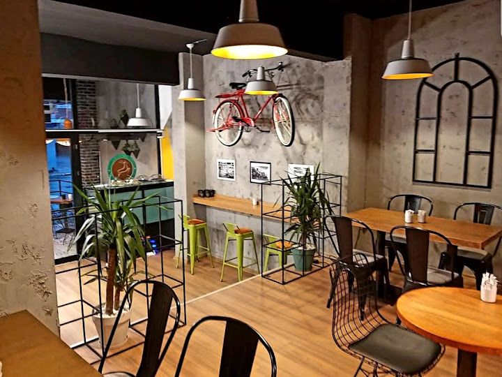 Tatlı Zamanı Cafe [tuzla] Magnolia Baklava Pasta Profiterol