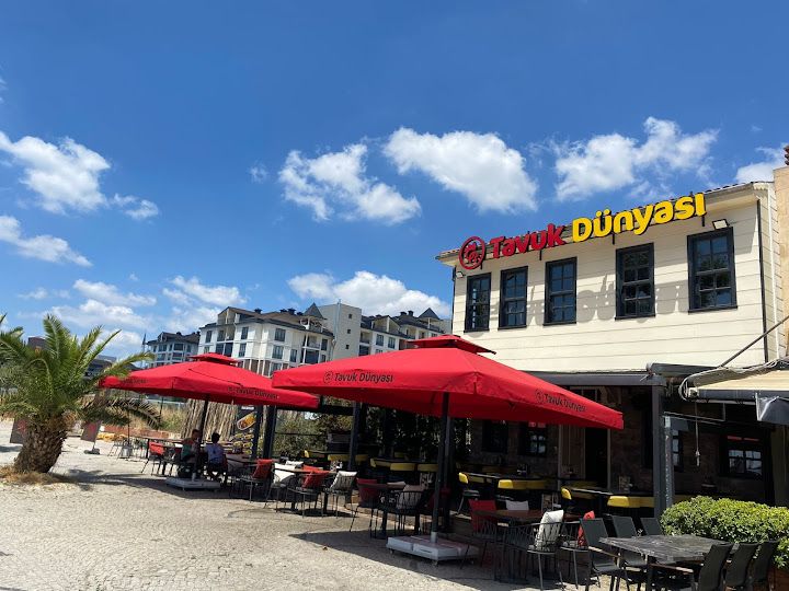 Tavuk Dünyası Tuzla Cadde