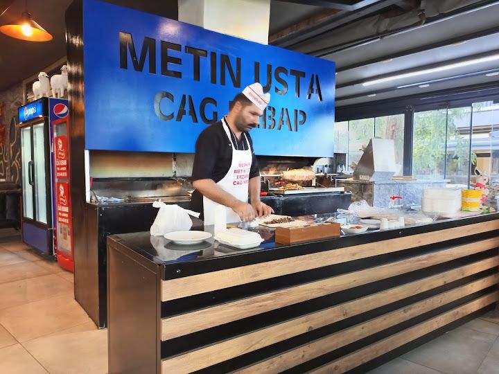 Tuzla Metin Usta Erzurum Cağ Kebap