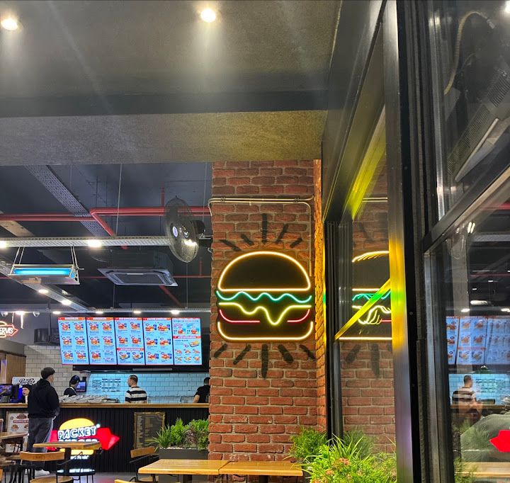 Tuzla Port Packet Burger