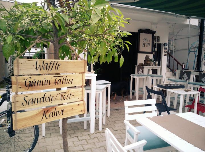 Cafe Bi'yer