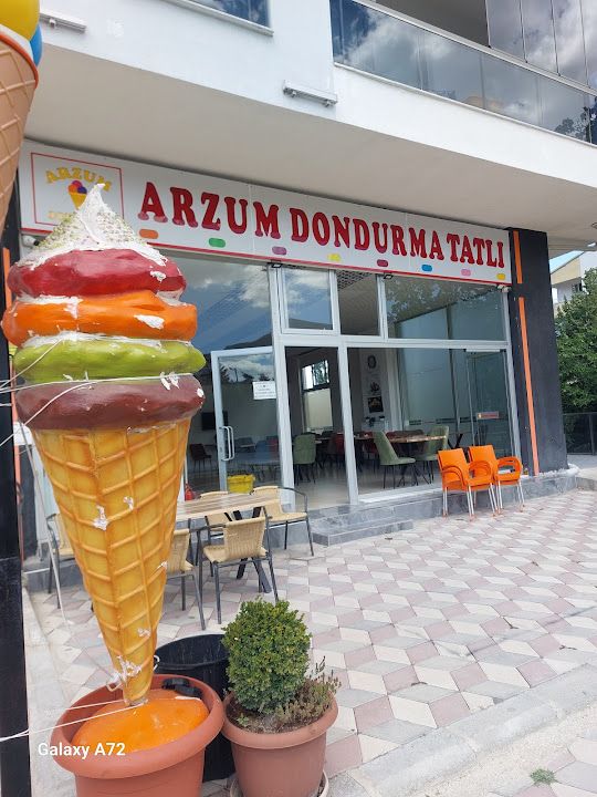 Arzum Dondurma tatlı