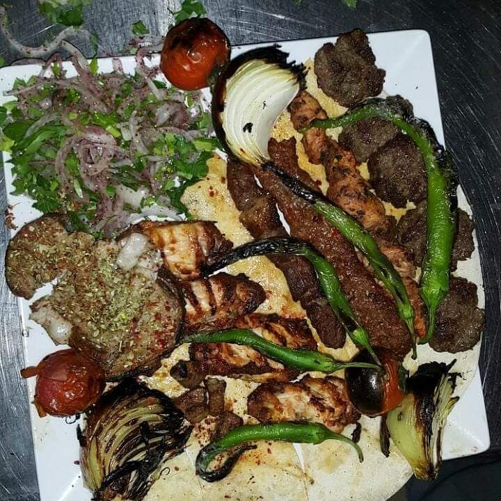 Uluborlu Şöhret Kebap kokoreç Dürümcü