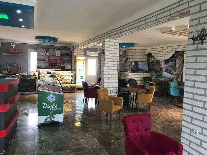 Divan Cafe