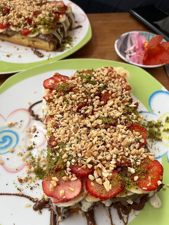 Bake Waffle & Bulgurme Çiğ Köfte Şerifali