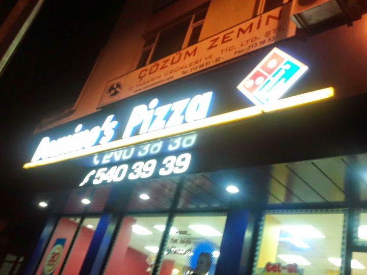 Domino's Pizza Modoko