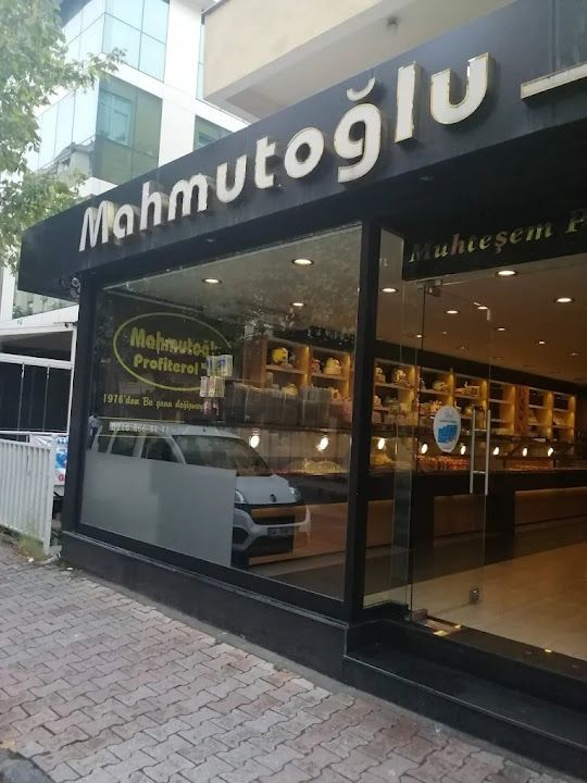 Mahmutoğlu Profiterol