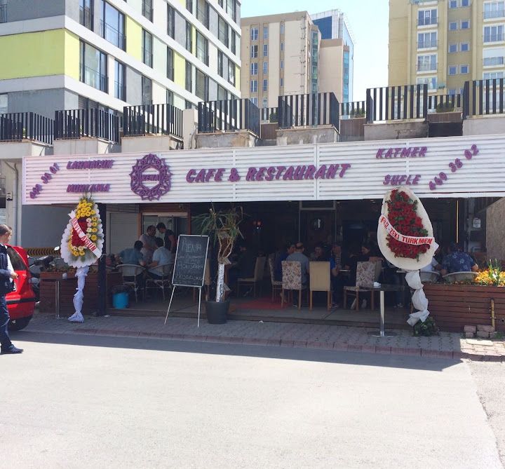 Rena Cafe Restaurant