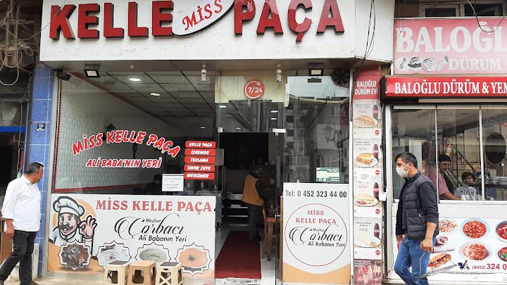 miss kelle paça