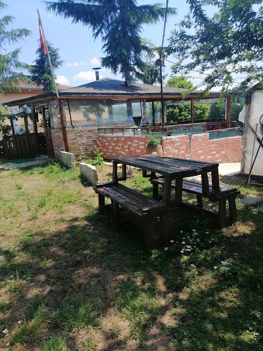 Nevzat Erdim Balık Restoran Ve Kahvaltı Restoran