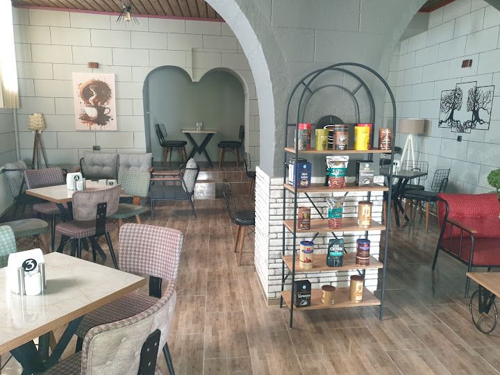 Mr. Veli Cafe Restaurant