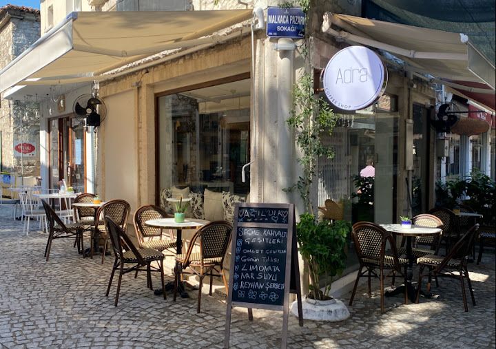 Adra Coffeeshop