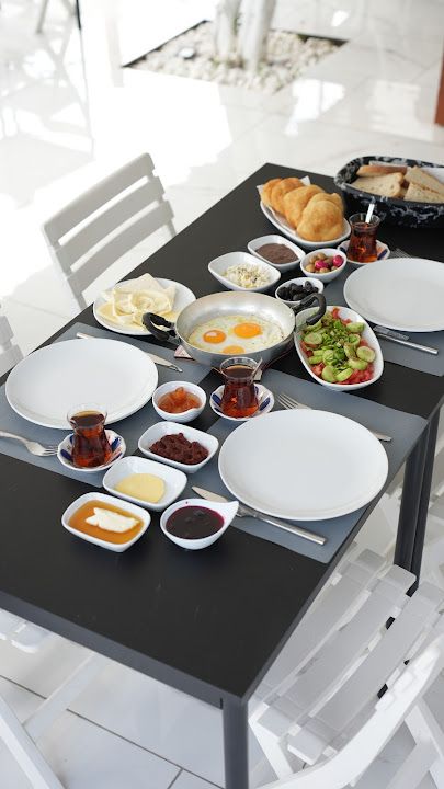 Dizren Kahvaltı & Meze