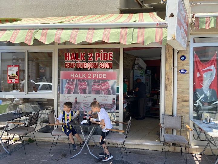 Halk 2 Pide Döner Çorba Yemek