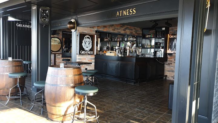 Pub Blooms
