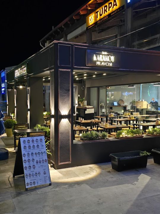 Tarihi karaköy pilavcısı