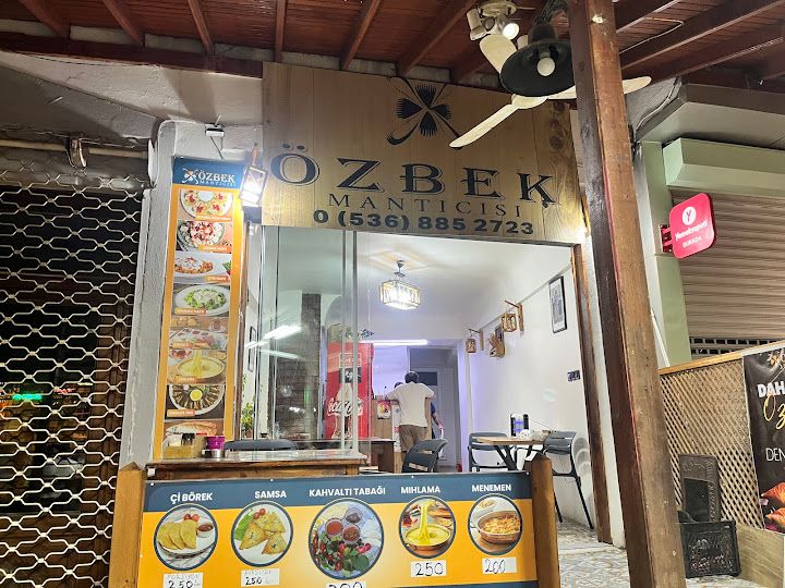 Urla Özbek Mantıcısı