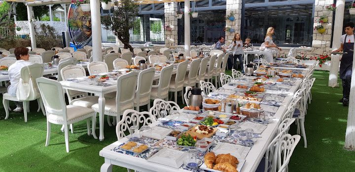 Zeytinli Köşk Urla-urla Kahvaltı-urla Sanat-serpme Kahvaltı İzmir