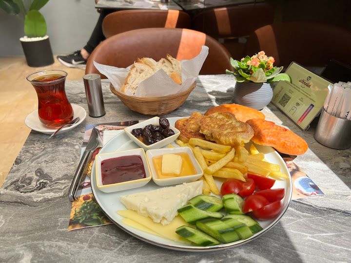 Altınelek Pasta Cafe Restaurant