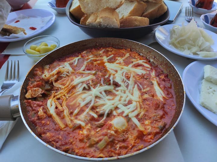 Boğaziçi Menemen Cafe