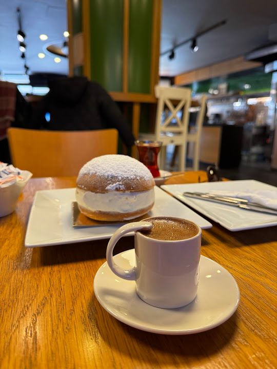 Kâzım Cafe Pastane