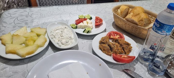Kristal Meyhanesi