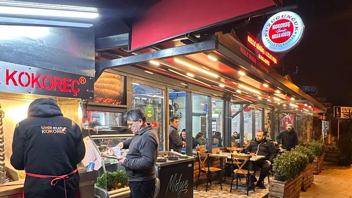 Kuzuguncuk Kokoreç İzmir Kelle Söğüş